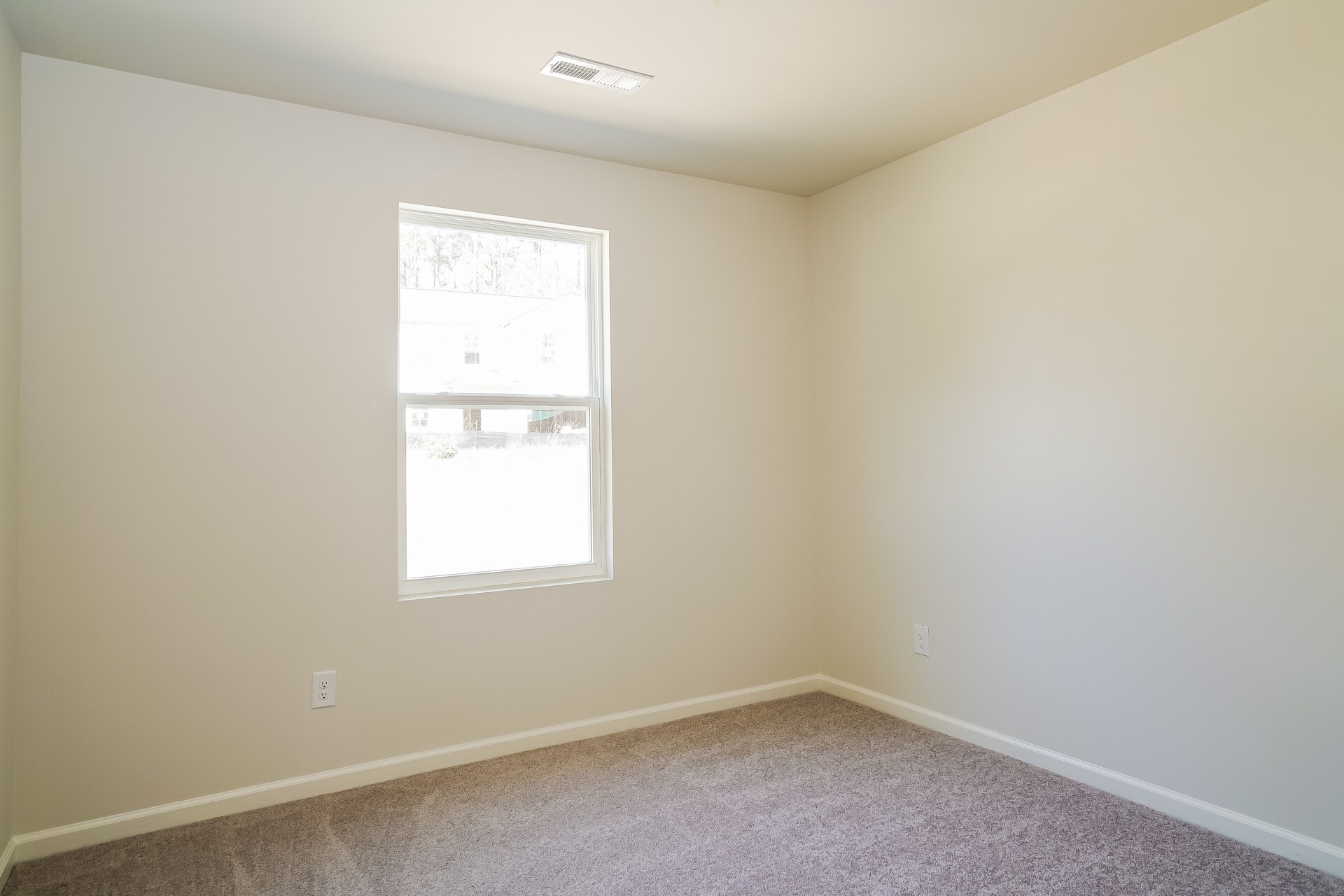 Building Photo - 2498 Provence Dr SE