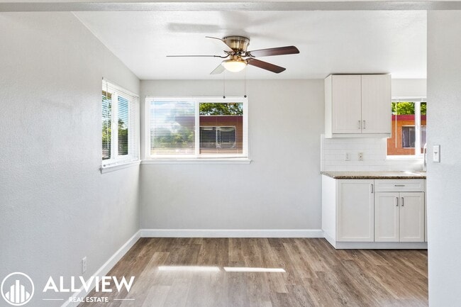 Building Photo - 3407 W Olinda Ln