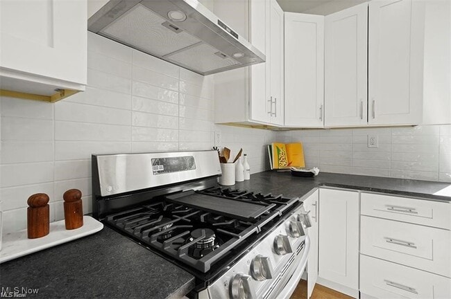 Building Photo - 4210 Peach Ct