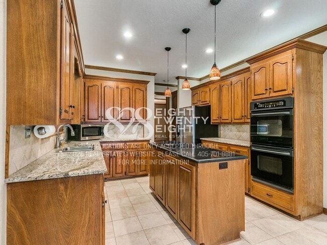 Building Photo - *Rare Find* Stunning Brookhaven 4 Bed 2.5 Bath Coming Soon - Available for July Move In!