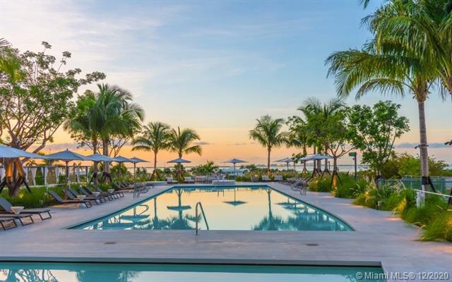 Building Photo - 2831 S Bayshore Dr