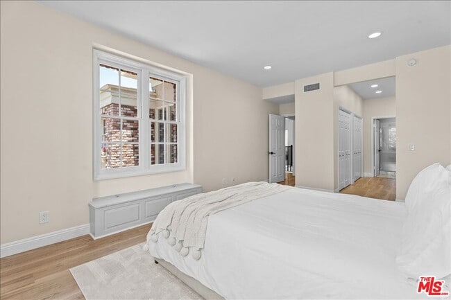 Building Photo - 12303 Ridge Cir