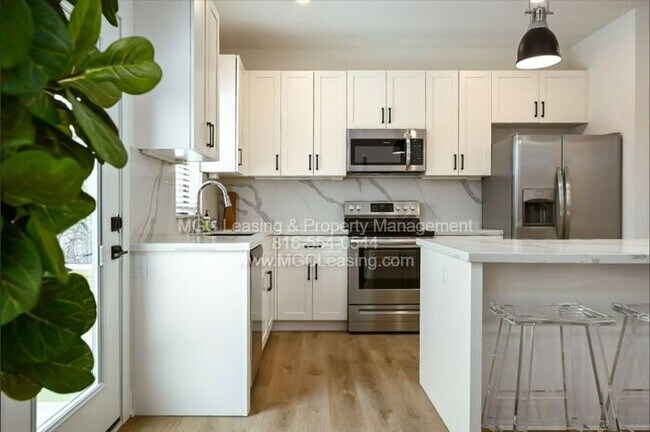Building Photo - Ayden Place Townhome