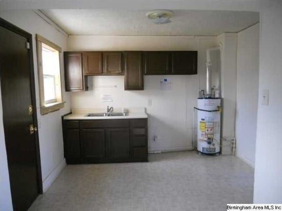 Building Photo - 1565 Meadow Ct