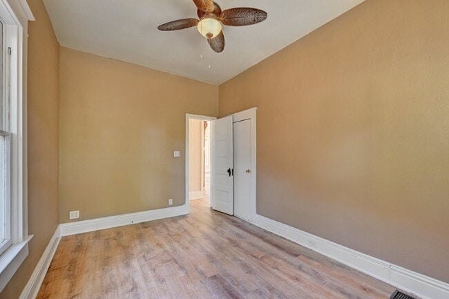 Building Photo - $1,750.00 - 2 Bedrooms, 1 Bathroom, Single...