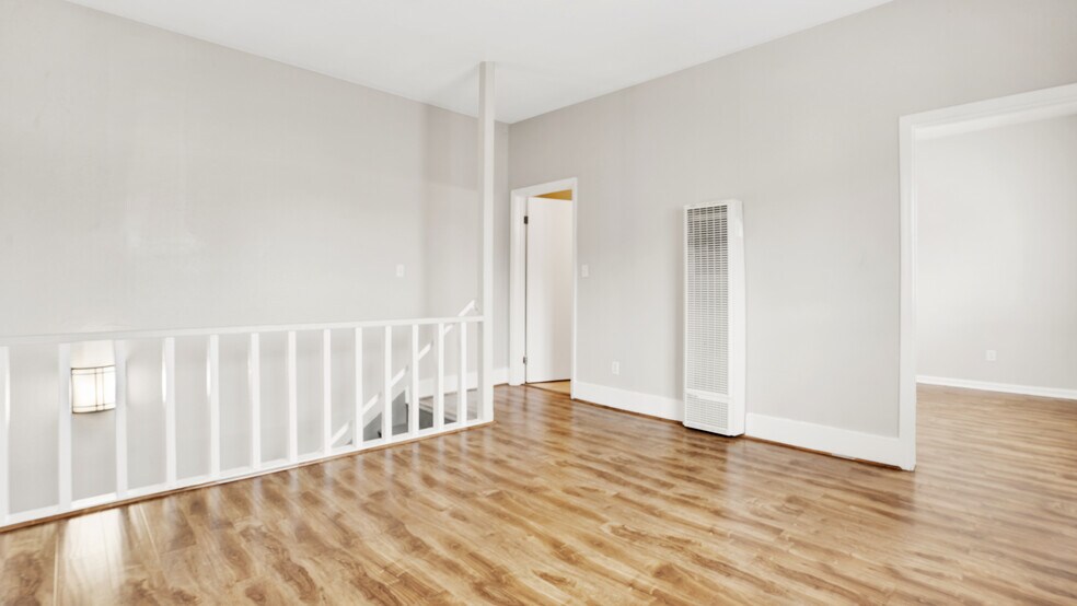 Building Photo - 3110 Walton Ave
