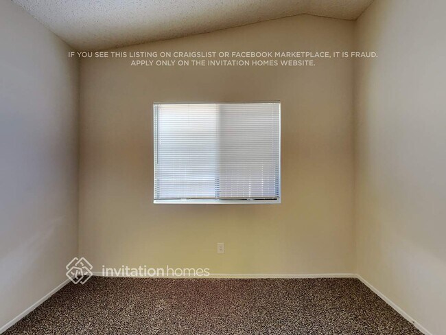 Building Photo - 15111 Wavecrest Dr