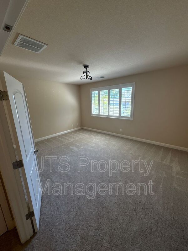 Building Photo - 3718 Bella Cruz Ct