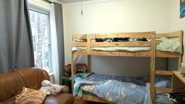 Building Photo - 15-19 Vineland St