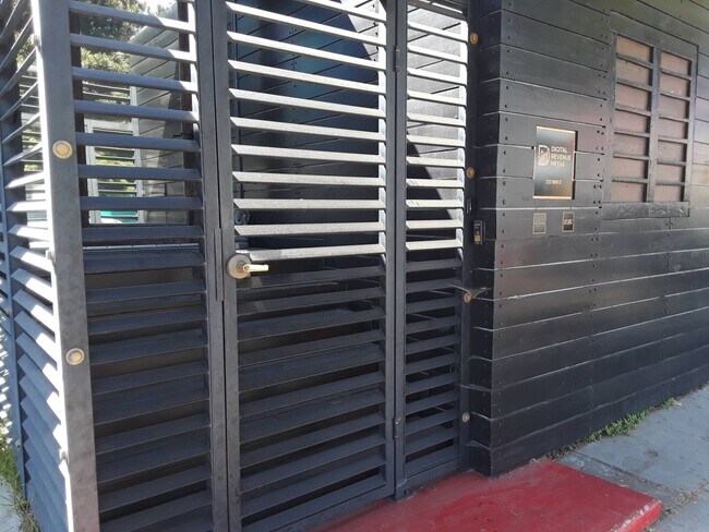 Front Entry - 2222 Main St