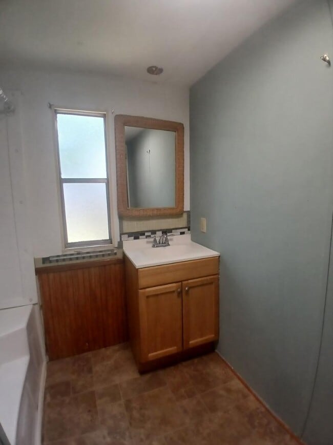 Building Photo - 112 NE 78th St