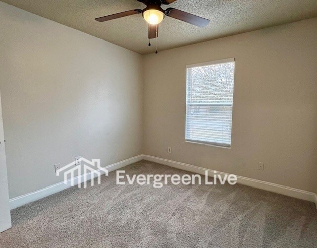 Building Photo - 102 Barnsbury Ct