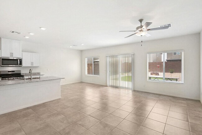 Building Photo - 4 Bed, 2.5 Bath Home In A Gated Community ...
