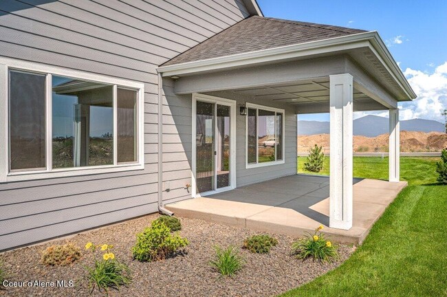 Building Photo - 3360 N Segar Loop