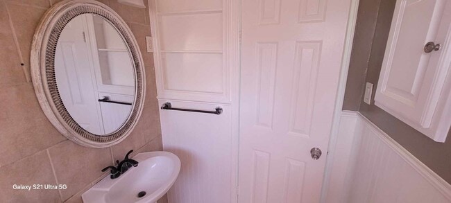 Building Photo - 7150 Ilex St