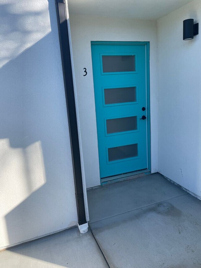 Building Photo - 3363 A St