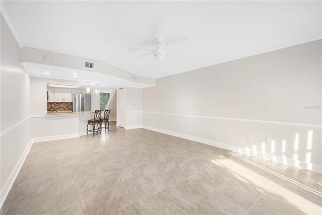 Building Photo - 1028 Apollo Beach Blvd