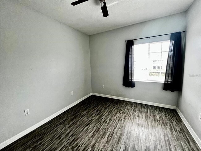 Building Photo - 6011 Skydale Way