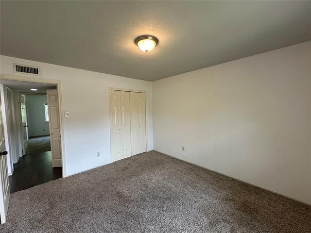 Building Photo - 553 Hightrail Dr