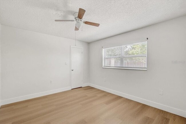 Building Photo - 7012 Pin Cherry Ln