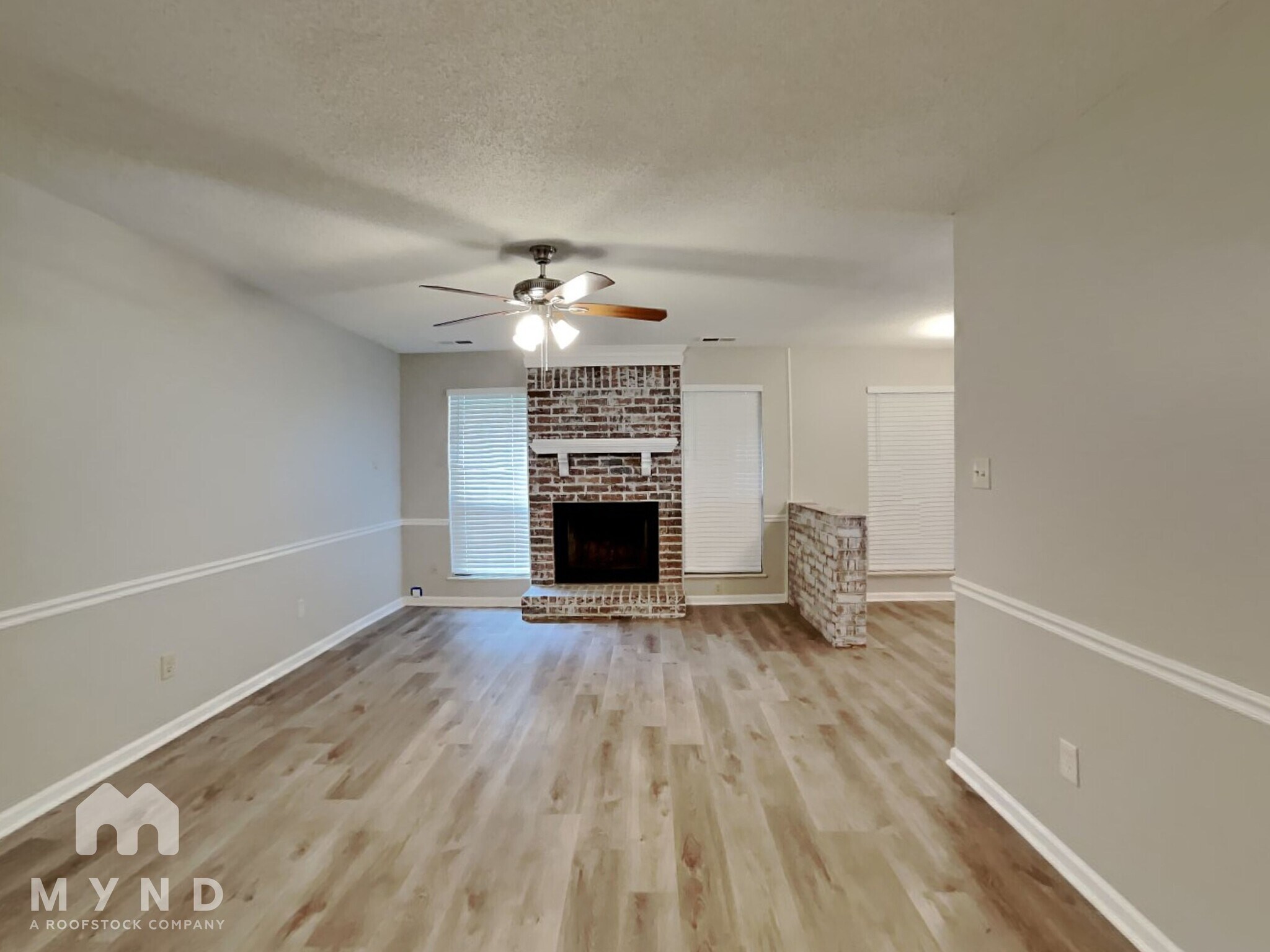 Building Photo - 3752 Schanna Dr