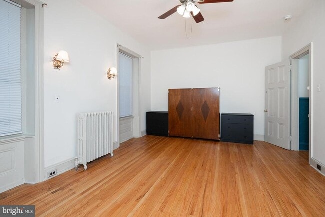 Building Photo - 932 N 5th St