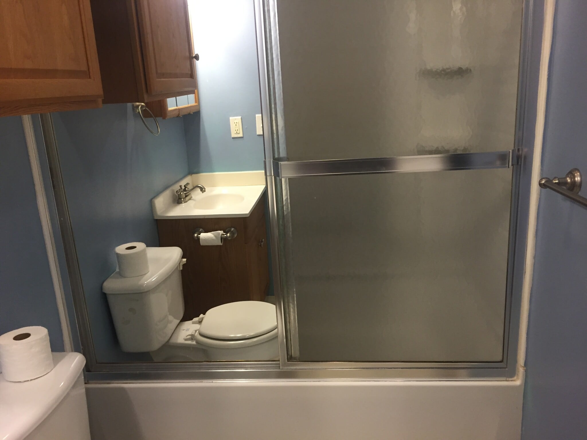 Building Photo - 1117 S Walnut St