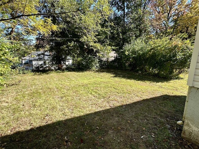 Building Photo - 7121 Lamont Dr