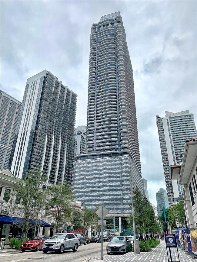 Primary Photo - 1000 Brickell Plaza