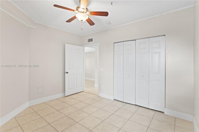 Building Photo - 9645 NW 1st Ct