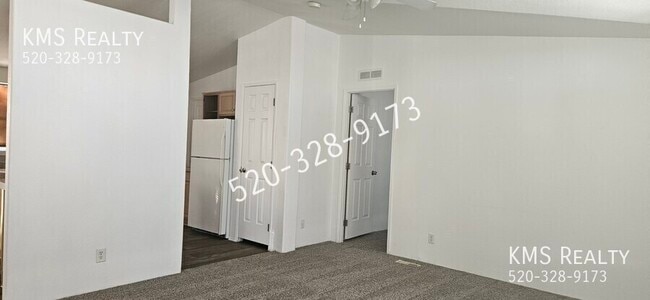 Building Photo - 6092 E Ship Rock Dr