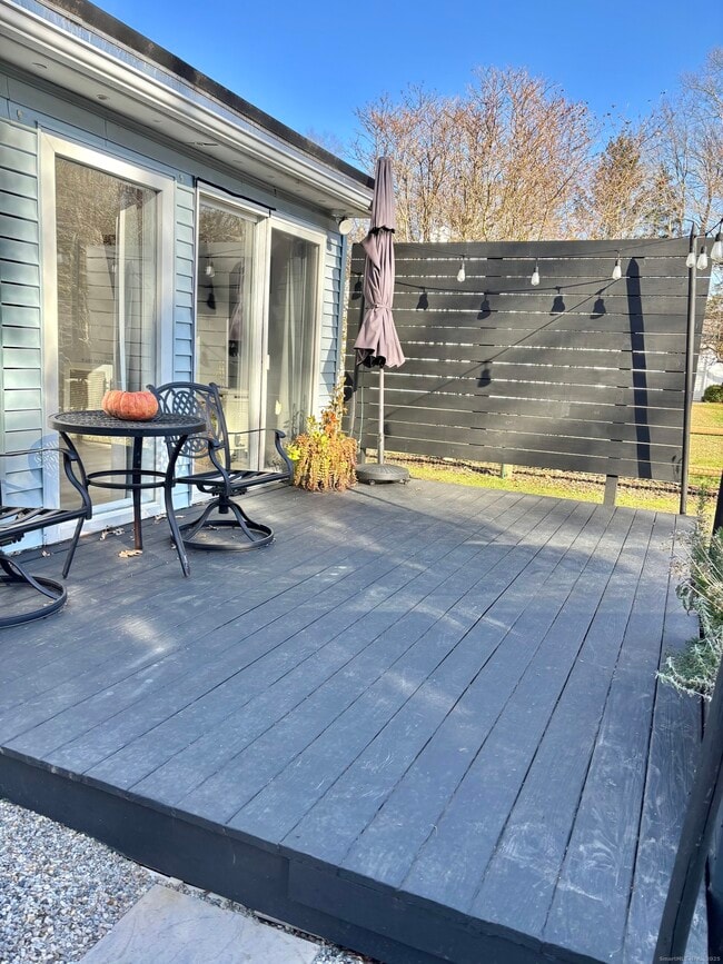 Building Photo - 11 Mohawk Trail