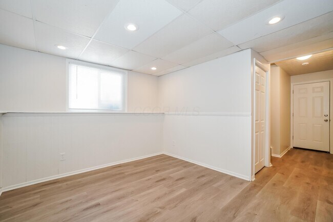 Building Photo - 3137 Dewbourne Dr