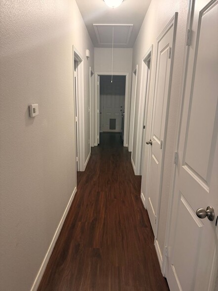 Building Photo - 1002 Westgate Ave