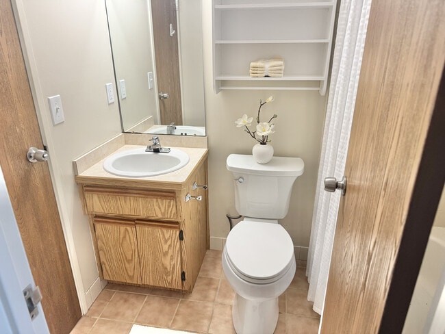 Building Photo - 1100 Tollis Pkwy