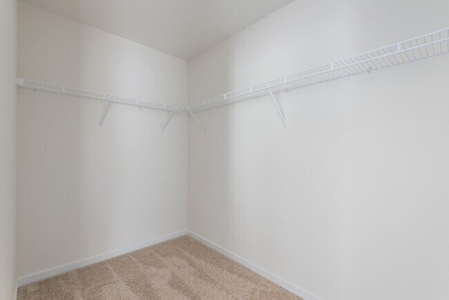 Building Photo - 4742 Willow Bluff Cir