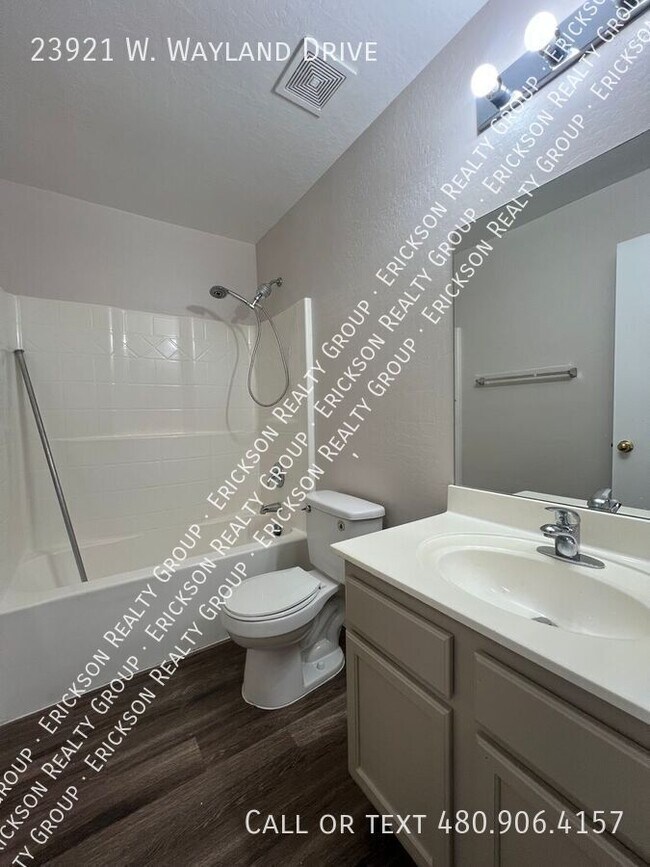 Building Photo - 23921 W Wayland Dr