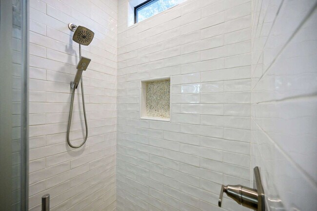 Building Photo - 295 Apple Rdg Ln