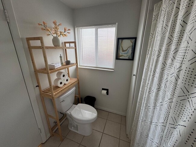 Building Photo - Spacious + Private 2BR/1BA in the Beautiful Golden, CO! Secluded AND Conveniently Located