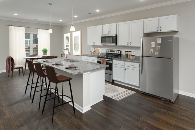 Building Photo - Edgewood Condos
