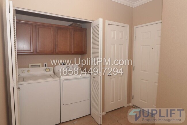 Building Photo - 3830 Elijah Ct