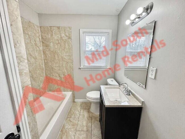 Building Photo - 1051 Mosby Rd