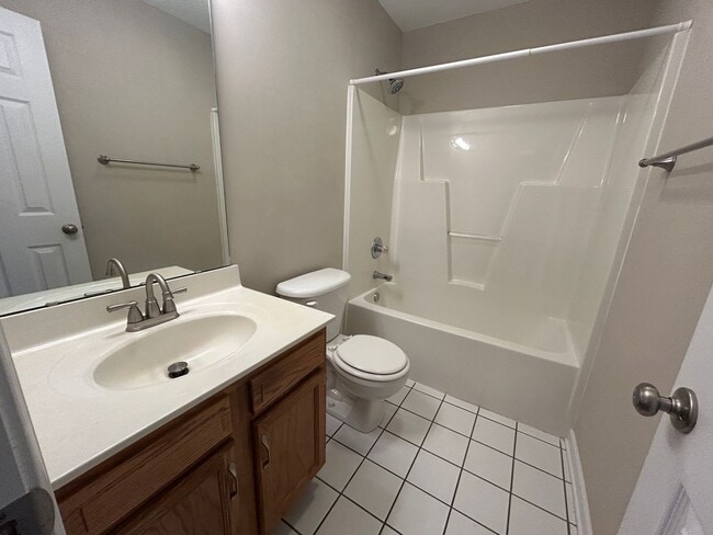 Building Photo - Ready to View! Updated 3/2 Home High Point...