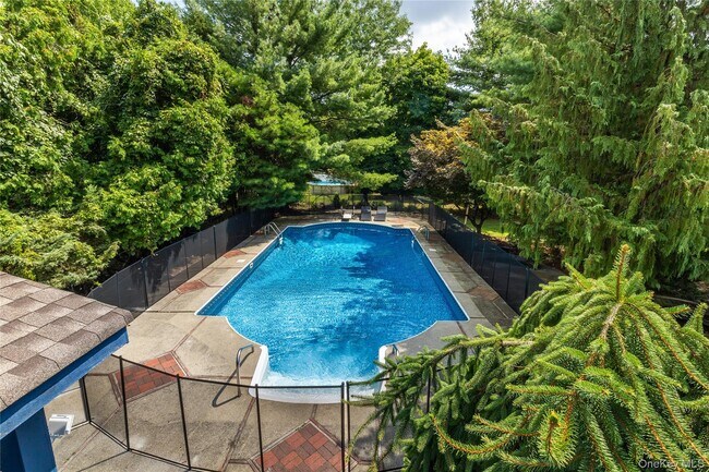 Building Photo - 31 Gleason Dr