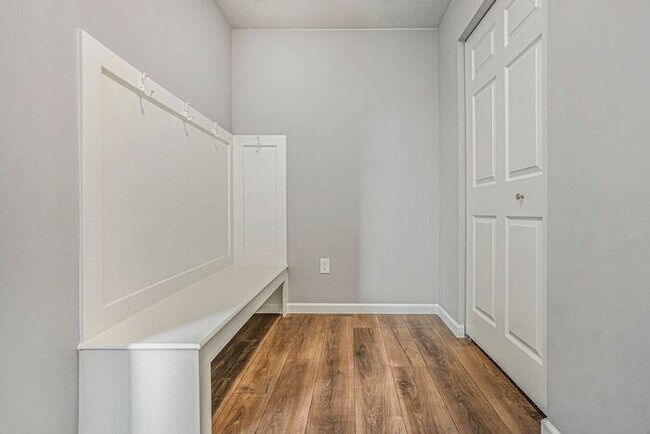 Building Photo - 1724 Harper Grove Ln