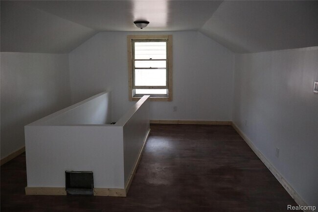Building Photo - 10934 Marne St