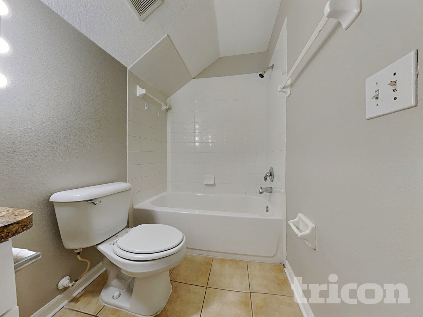 Building Photo - 32437 Fish Hook Lp