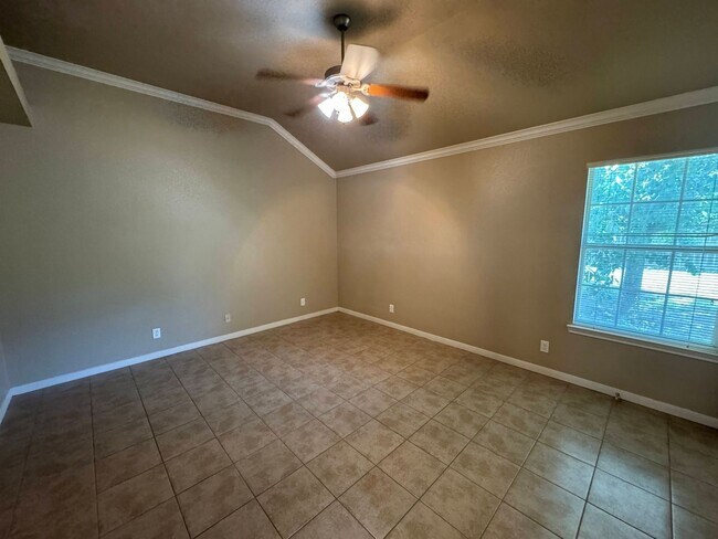 Building Photo - 1301 Powder River Dr