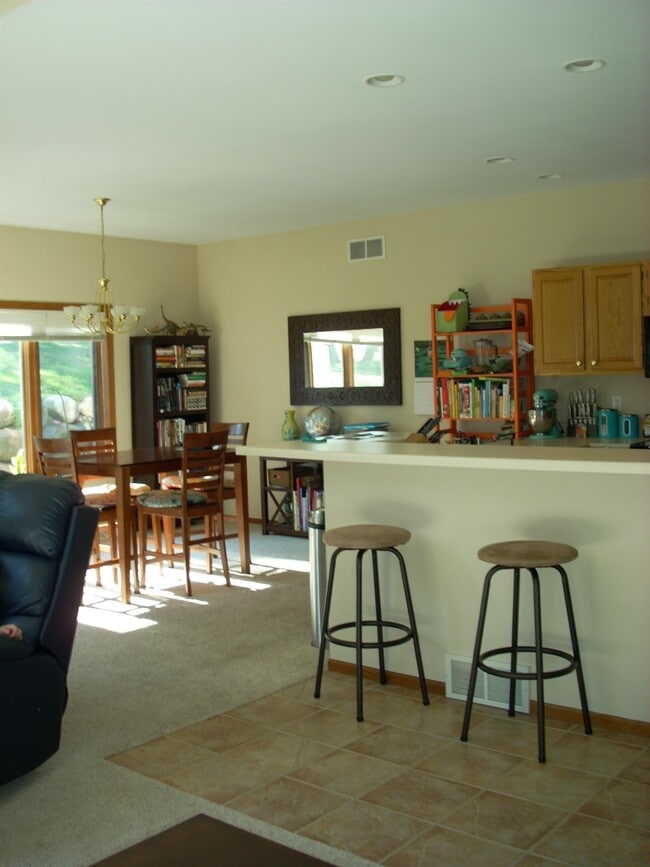 Building Photo - 3001 Arapaho Dr