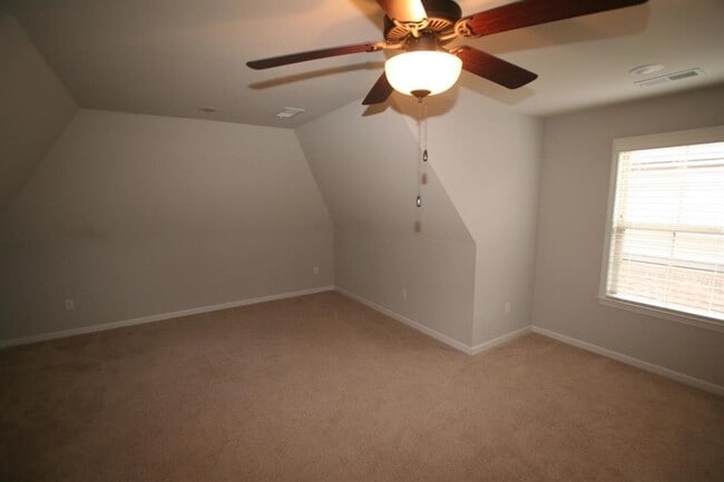 Building Photo - 5191 Forest Bend Cove